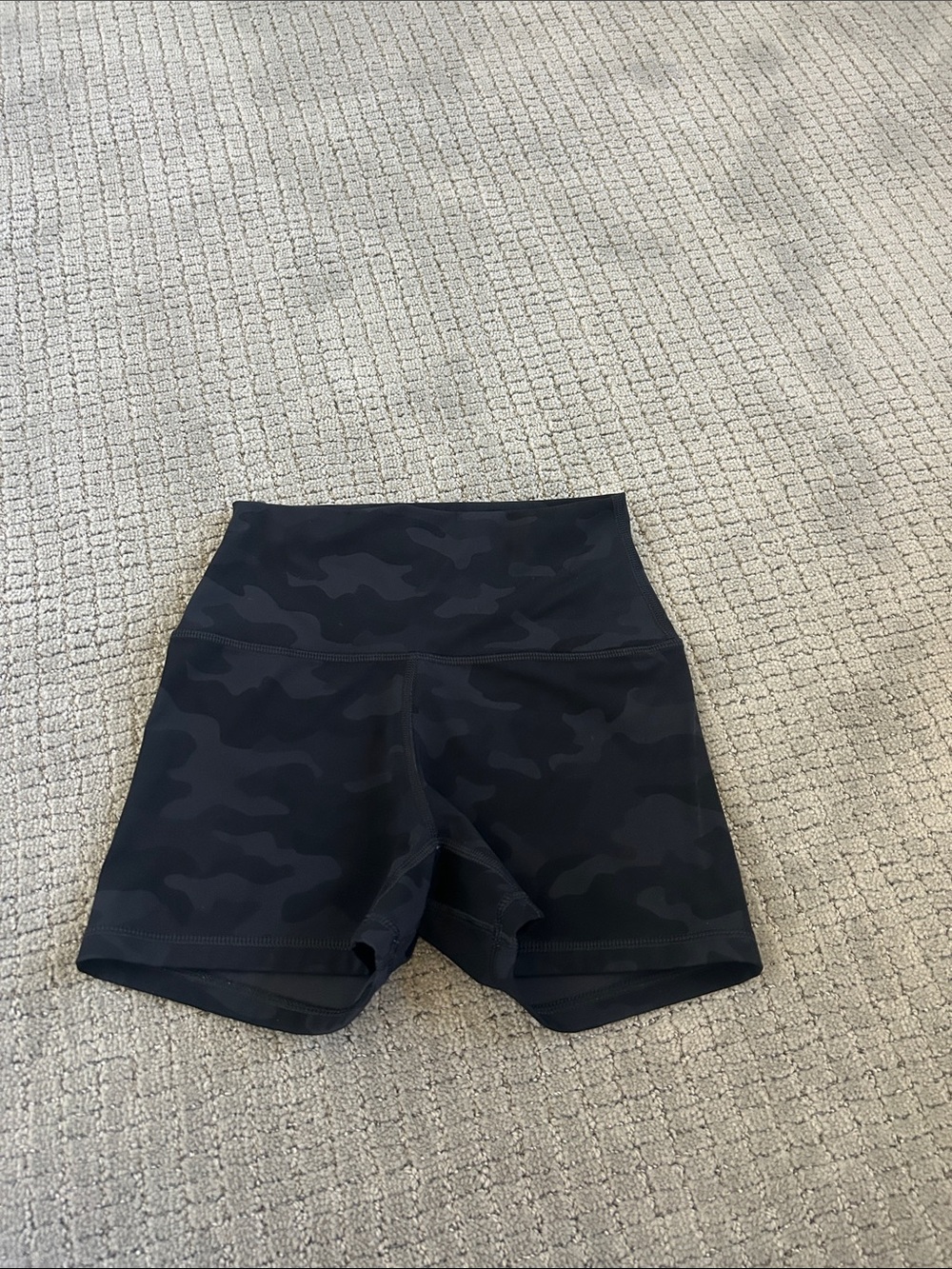 CRZ YOGA Black Camo High-Rise Bike Shorts